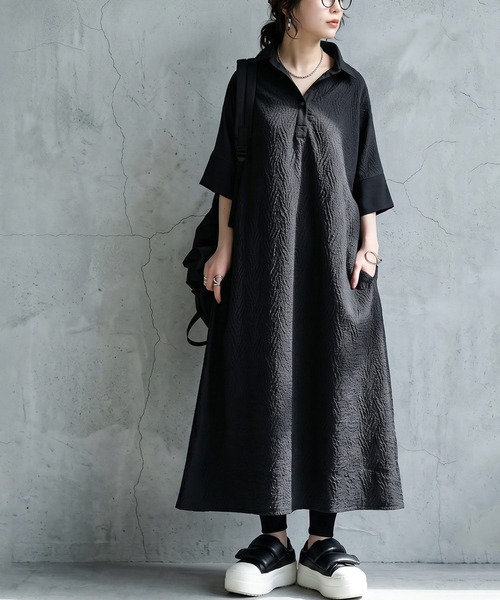 antiqua(アンティカ)の「Aライン シャツワンピース(シャツワンピース・レディース・ブラック・ONESIZE)」の2枚目の写真