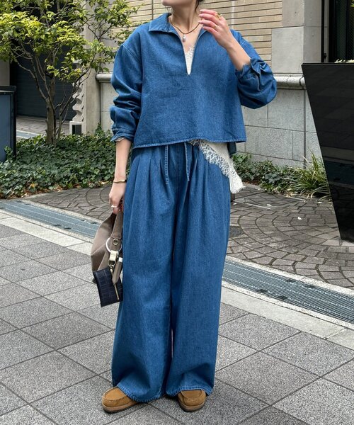 DouDou（ドゥドゥ）の「【インフルエンサーOKOCHI企画】デニムタックイージーパンツ（その他パンツ・レディース・ブルー・38/36）」の4枚目の写真
