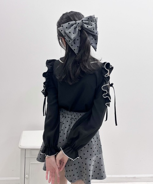 DearMyLoveRose(ディアマイラブローズ)の「オリジナルハートチャーム付きビッグリボンドットバレッタ(その他ヘアアクセサリー・レディース・グレー/ブラック・FREE)」の11枚目の写真