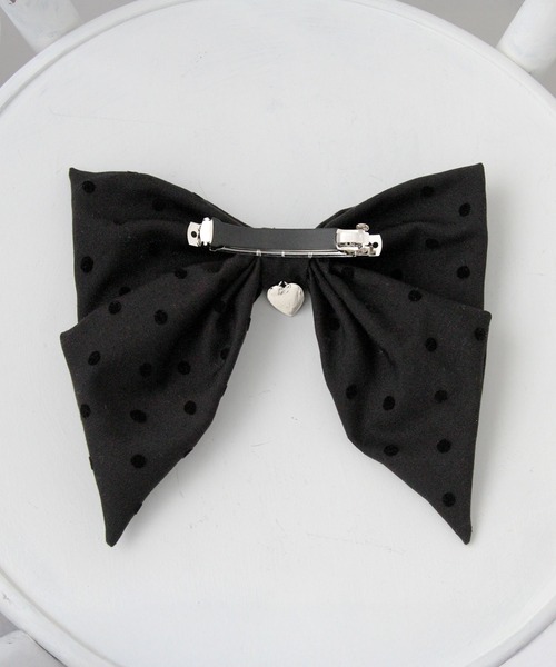 DearMyLoveRose(ディアマイラブローズ)の「オリジナルハートチャーム付きビッグリボンドットバレッタ(その他ヘアアクセサリー・レディース・グレー/ブラック・FREE)」の18枚目の写真