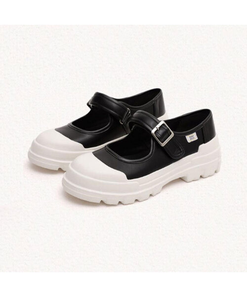MAC MOC(マックモック)の「Omni オムニ ベーシック ベルクロストラップ スニーカー_3カラー 3.5cm(スニーカー・レディース・ブラック/シルバー/ホワイト・23cm/22.5cm/23.5cm/24cm/24.5cm/25cm)」の1枚目の写真