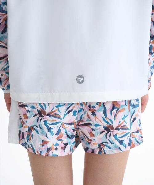 ROXY(ロキシー)の「ロキシー ROXY フィットネス アウター(ナイロンジャケット・レディース・ホワイト/ブラック/グリーン・M/L)」の8枚目の写真