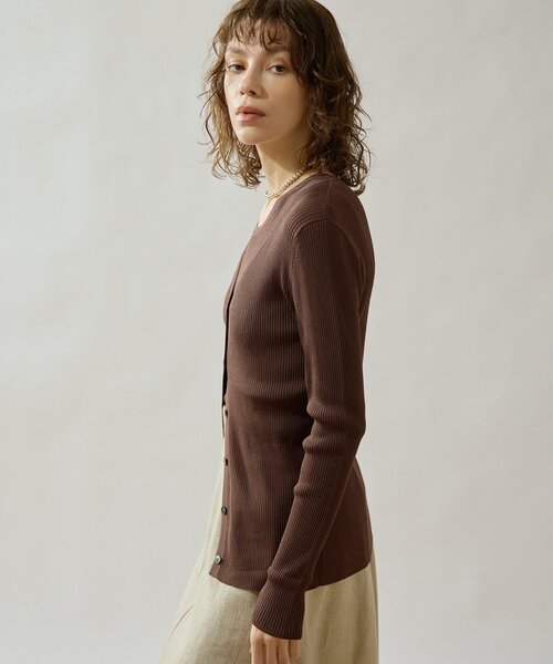 Drawing Numbers（ドローイング ナンバーズ）の「【Drawing Numbers】リブVネックカーディガン（カーディガン/ボレロ・レディース・ブラック/ブラウン/ホワイト・38）」の22枚目の写真