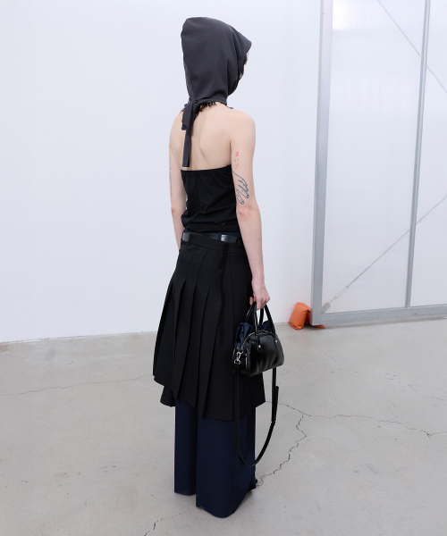 LCDC TM（エルシーディーシーティーエム）の「ASYMMETRIC PLEATED SKIRT (BLACK)（スカート・レディース・その他・SMALL/MEDIUM）」の3枚目の写真