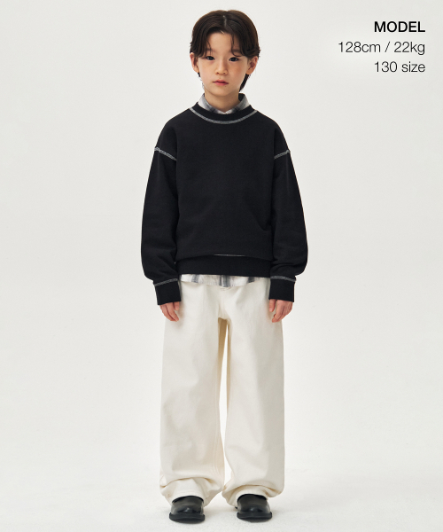 MUSINSA STANDARD KIDS（ムシンサスタンダードキッズ）の「コントラストカバー ステッチ スウェットシャツ [ブラック]（スウェット・レディース・その他・110/120/130/140/150/160）」の2枚目の写真