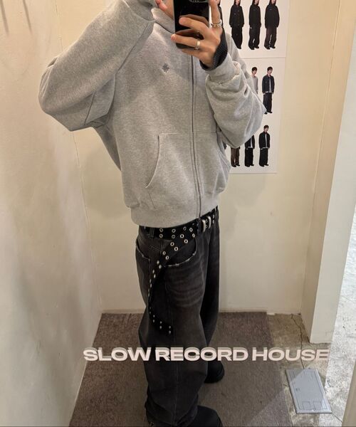 SLOW RECORD HOUSE（スローレコードハウス）の「クロップフードジップアップ_グレー（パーカー・レディース・その他・MEDIUM/LARGE）」の5枚目の写真