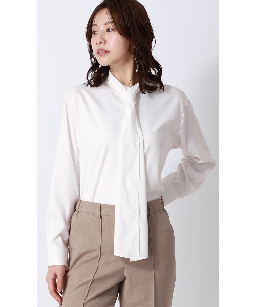 AOYAMA(アオヤマ)の「2通りの着こなしを楽しめる華やかトップス バンドカラーボウタイシャツ【長袖】【2WAY】(シャツ/ブラウス・レディース・ホワイト/ブルー・L/M)」の10枚目の写真