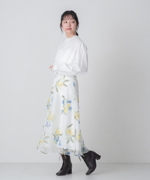MISCH MASCH(ミッシュマッシュ)の「2026春夏新作 WEB限定 フリルスタンドカラーブラウス(シャツ/ブラウス・レディース・ホワイト/ブルー・フリ-)」の7枚目の写真