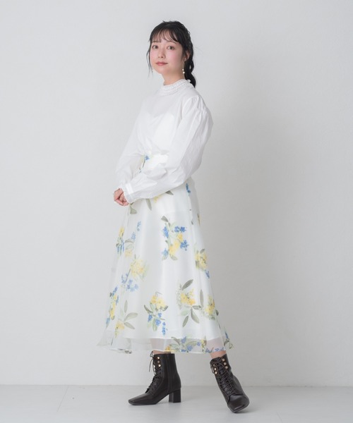 MISCH MASCH(ミッシュマッシュ)の「2026春夏新作 WEB限定 フリルスタンドカラーブラウス(シャツ/ブラウス・レディース・ホワイト/ブルー・フリ-)」の13枚目の写真