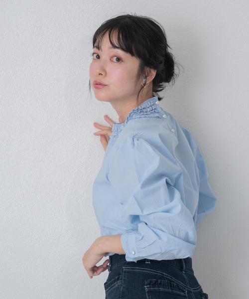 MISCH MASCH(ミッシュマッシュ)の「2026春夏新作 WEB限定 フリルスタンドカラーブラウス(シャツ/ブラウス・レディース・ホワイト/ブルー・フリ-)」の15枚目の写真