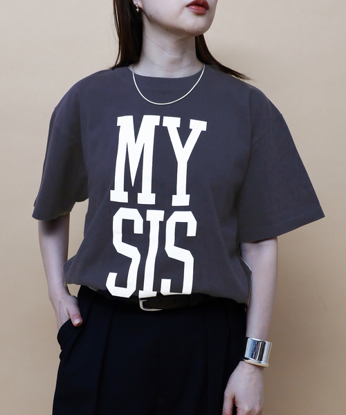 journal standard L'essage（ジャーナルスタンダードレサージュ）の「《丸の内店＆WEB限定》【MYSIS】Tシャツ（Tシャツ/カットソー・レディース・ホワイト/ネイビー・FREE）」の2枚目の写真
