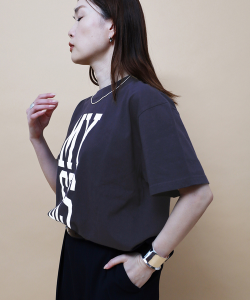 journal standard L'essage（ジャーナルスタンダードレサージュ）の「《丸の内店＆WEB限定》【MYSIS】Tシャツ（Tシャツ/カットソー・レディース・ホワイト/ネイビー・FREE）」の12枚目の写真