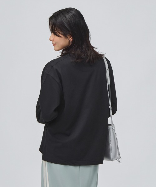 adidas（アディダス）の「アディダス adidas エッセンシャル プラス スリー ストライプス ルーズ フィット 長袖 Tシャツ（Tシャツ/カットソー・レディース・ブラック/オフホワイト/ライトグリーン・S/M/L/XL）」の10枚目の写真