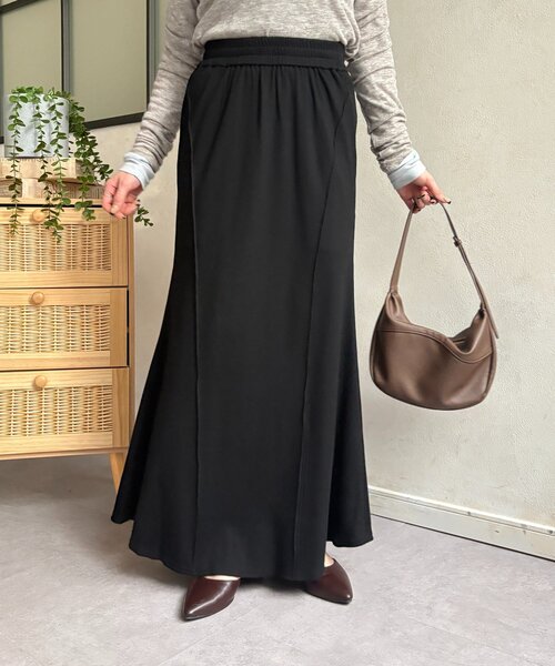 Thevon（ゼボン）の「リブマーメイドスカート（スカート・レディース・ライトグレー/ブラック/ブラウン・M/S）」の8枚目の写真