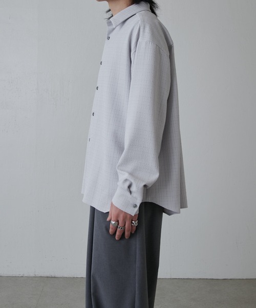 Lui's（ルイス）の「ラフネスシャツ（シャツ/ブラウス・メンズ・ブラック/ライトグレー・S/M）」の17枚目の写真