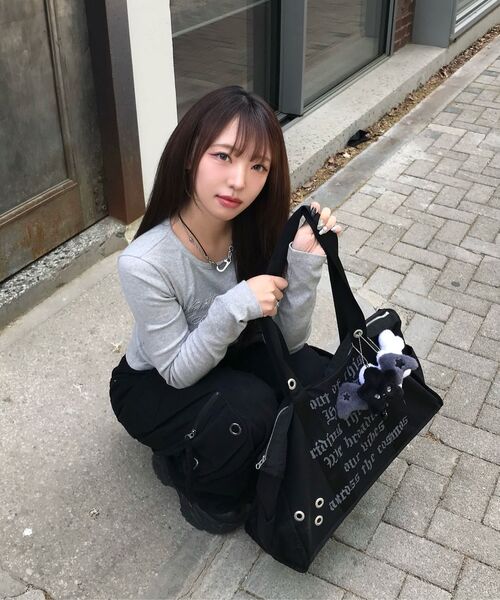HOODHOOD(フッドフッド)の「アウトオブディスフード アイレットショルダーバッグ カーキ(ショルダーバッグ・メンズ・その他・FREE)」の11枚目の写真