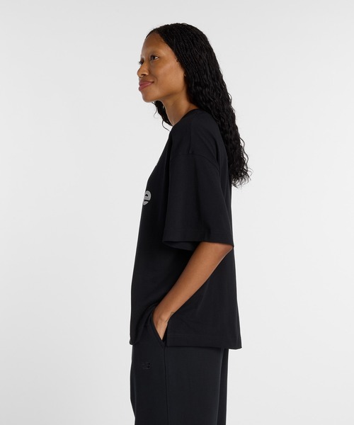 NEW BALANCE(ニューバランス)の「ジャージグラフィックTシャツ(Tシャツ/カットソー・レディース・ホワイト/ライトピンク/ブラック・X-LARGE/LARGE/MEDIUM/SMALL)」の14枚目の写真