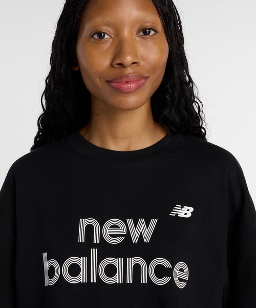 NEW BALANCE(ニューバランス)の「ジャージグラフィックTシャツ(Tシャツ/カットソー・レディース・ホワイト/ライトピンク/ブラック・X-LARGE/LARGE/MEDIUM/SMALL)」の12枚目の写真