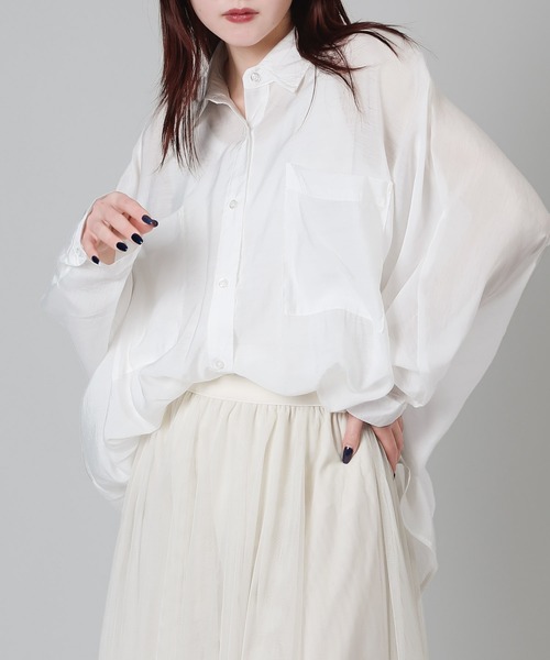 aimoha（アイモハ）の「シアードルマンシャツ (SS)（シャツ/ブラウス・レディース・ブラック/グレイッシュベージュ/オフホワイト/ブラウン・FREE）」の2枚目の写真