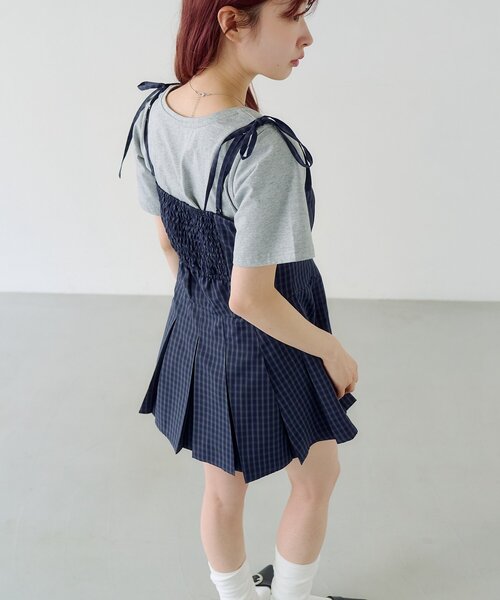 Kastane(カスタネ)の「【WEB先行】プリーツミニワンピース(ワンピース・レディース・ブラック/ネイビー/ダークブラウン/ベージュ・FREE)」の21枚目の写真