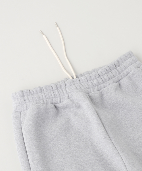 WISM(ウィズム)の「SEVENTH / セブンス V2 STACKS(スウェットパンツ・メンズ・ブラック/ライトグレー・SMALL/MEDIUM)」の4枚目の写真