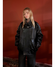 OVERTHEOIR（オーバー ド ワール）の「detail bulky flap epaulet leather jacket black（ライダースジャケット）」