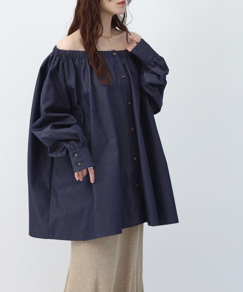 NOAHL(ノアル)の「【NOAHL】2WAYオフショルギャザーチュニックブラウス(シャツ/ブラウス・レディース・オフホワイト/インディゴブルー・FREE)」の22枚目の写真