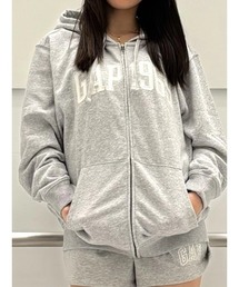 GAP（ギャップ）の「フレンチテリー リラックスフィット GAP1969ロゴ ジップアップパーカー（パーカー）」