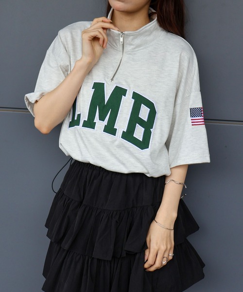 SpRay(スプレイ)の「【2WAY/トレンドストリート】ロゴ貼付ハーフZIPトップス(Tシャツ/カットソー・レディース・レッド/グリーン/オートミール/ネイビー/チャコールグレー・FREE)」の6枚目の写真