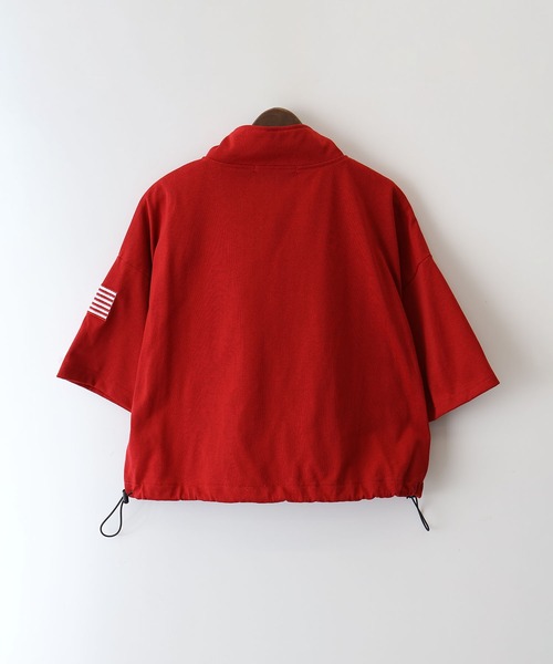 SpRay(スプレイ)の「【2WAY/トレンドストリート】ロゴ貼付ハーフZIPトップス(Tシャツ/カットソー・レディース・レッド/グリーン/オートミール/ネイビー/チャコールグレー・FREE)」の16枚目の写真