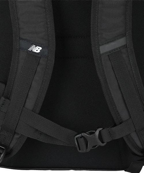 NEW BALANCE(ニューバランス)の「エブリデイサークルロゴストリングデイパック(バックパック/リュック・メンズ・ブラック/ダークグレー/オートミール・ONE SIZE)」の6枚目の写真