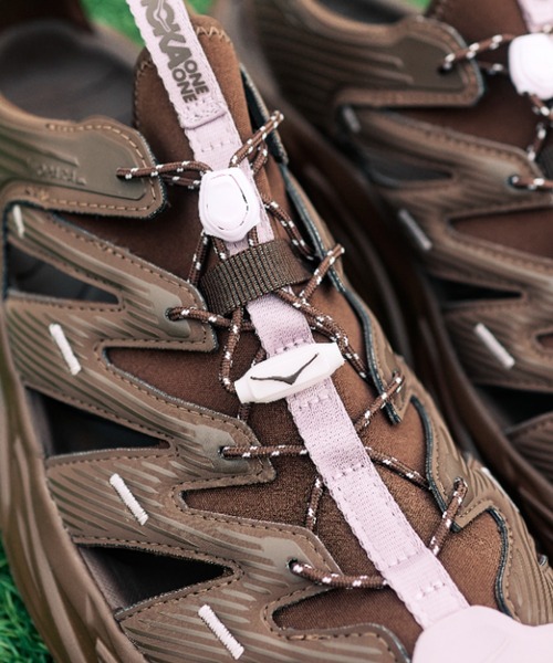HOKA（ホカ）の「HOPARA　1123112-WNTF（サンダル・メンズ・ブラウン・24.5cm/24.0cm/23.5cm/23.0cm/28.0cm/27.5cm/27.0cm/26.5cm/26.0cm/25.5cm/25.0cm）」の4枚目の写真