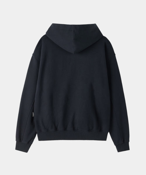 MAISON MINED(メゾンミネド)の「DOODLE HEART APPLIQUE HOOD ZIP UP NAVY(パーカー・メンズ・その他・MEDIUM/LARGE/SMALL)」の13枚目の写真
