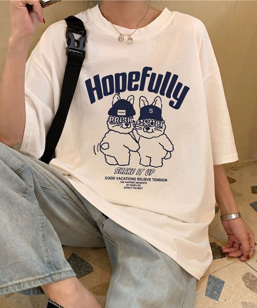 SpRay（スプレイ）の「【大人可愛い/ワンポイント】うさぎ刺繍 Ｔシャツ（Tシャツ/カットソー・レディース・アイボリー/オートミール/スミクロ・FREE）」の2枚目の写真
