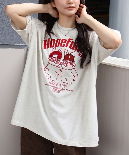 SpRay（スプレイ）の「【大人可愛い/ワンポイント】うさぎ刺繍 Ｔシャツ（Tシャツ/カットソー・レディース・アイボリー/オートミール/スミクロ・FREE）」の18枚目の写真