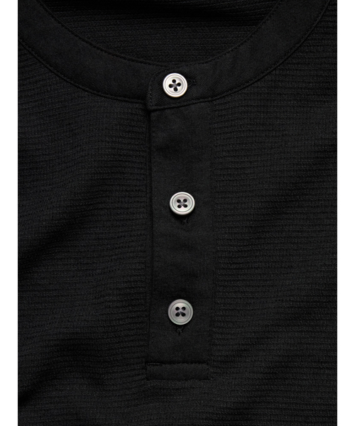 Banana Republic（バナナリパブリック）の「ソフト ヘンリー Tシャツ（Tシャツ/カットソー・メンズ・グリーン/アイボリー/ブラック・S/M/L/XL）」の8枚目の写真