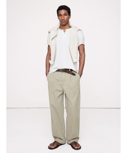Banana Republic（バナナリパブリック）の「ソフト ヘンリー Tシャツ（Tシャツ/カットソー・メンズ・グリーン/アイボリー/ブラック・S/M/L/XL）」の4枚目の写真