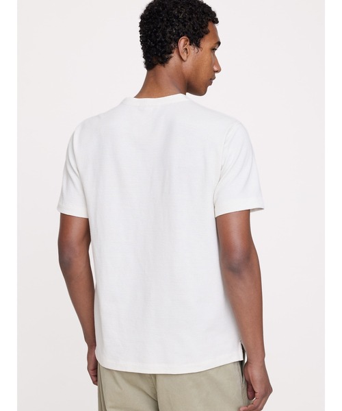 Banana Republic（バナナリパブリック）の「ソフト ヘンリー Tシャツ（Tシャツ/カットソー・メンズ・グリーン/アイボリー/ブラック・S/M/L/XL）」の5枚目の写真