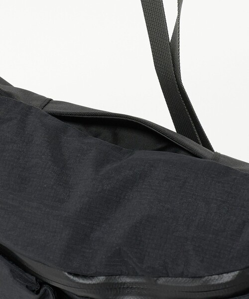 SEALSON(シールソン)の「<SEALSON>SR1 2WAY GRAB BAG バッグ(ボディバッグ/ウエストポーチ・メンズ・ブラック・FREE)」の15枚目の写真