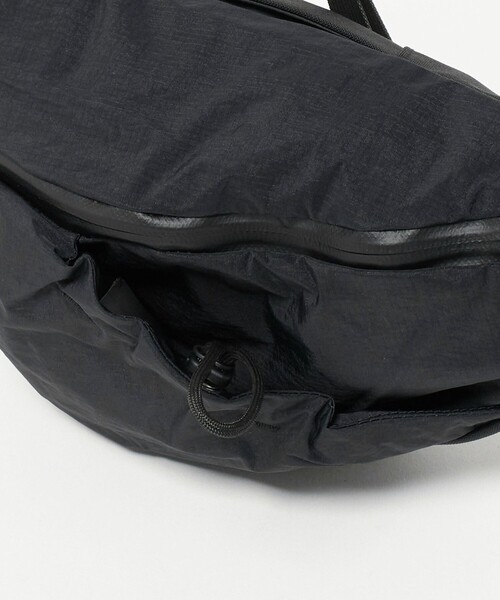 SEALSON(シールソン)の「<SEALSON>SR1 2WAY GRAB BAG バッグ(ボディバッグ/ウエストポーチ・メンズ・ブラック・FREE)」の5枚目の写真