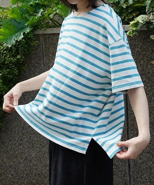 オローネ(オローネ)の「サブリナボーダーTシャツ(Tシャツ/カットソー・レディース・ブルー系その他/グレー系その他/レッド系その他/ベージュ系その他・FREE)」の1枚目の写真