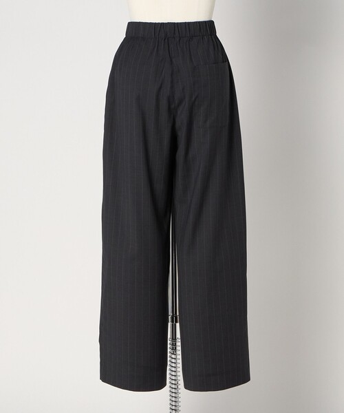 LOEFF(ロエフ)の「<LOEFF>トロピカルウール ハーレム パンツ ピンストライプ(その他パンツ・レディース・ダークグレー・1/0)」の10枚目の写真