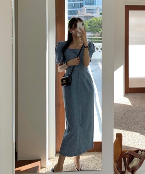 FAVORITO(ファヴォリート)の「パフスリーブデニムワンピース(ワンピース・レディース・ブルー・F)」の5枚目の写真