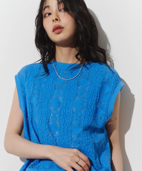 Unitage(ユニテージ)の「立体レースカットソー(Tシャツ/カットソー・レディース・ブラック/ブルー/グリーン・FREE)」の2枚目の写真
