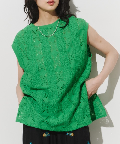 Unitage(ユニテージ)の「立体レースカットソー(Tシャツ/カットソー・レディース・ブラック/ブルー/グリーン・FREE)」の3枚目の写真