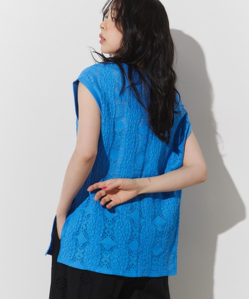 Unitage(ユニテージ)の「立体レースカットソー(Tシャツ/カットソー・レディース・ブラック/ブルー/グリーン・FREE)」の17枚目の写真