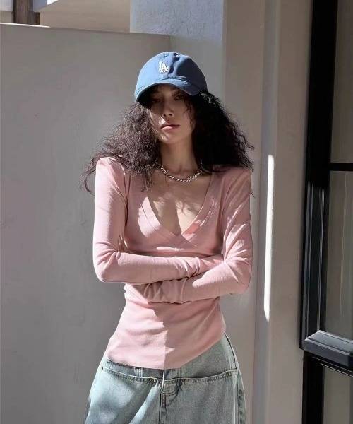 REBALANCE（リバランス）の「長袖Vネックシャツ（シャツ/ブラウス・レディース・C/B/A/D/F/E・SMALL/MEDIUM/LARGE）」の7枚目の写真