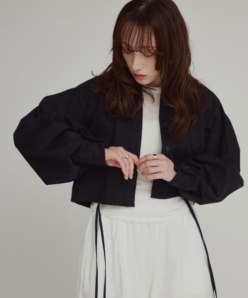 W:Huku(フーク)の「【W:Huku / スムースタッチコットン】シャーリング ブラウス / Smooth Touch Cotton Shirring Blouse(シャツ/ブラウス・レディース・ブラック/スカイブルー/ベージュ系その他/オフホワイト・FREE)」の6枚目の写真