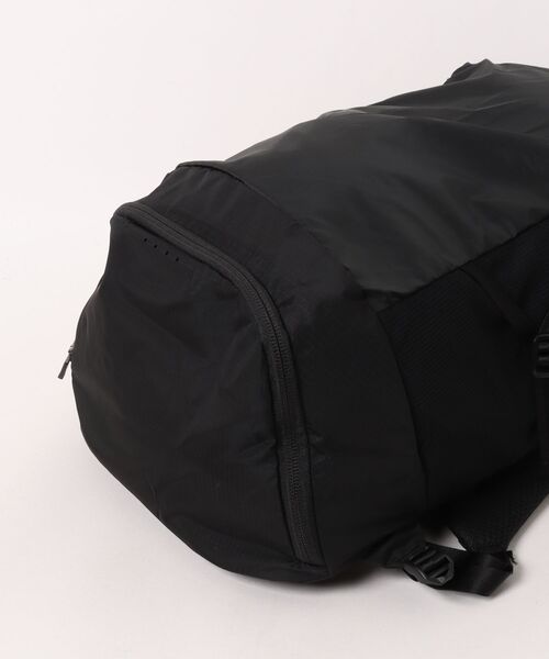 THE NORTH FACE（ザノースフェイス）の「THE NORTH FACE/ザ・ノース・フェイス バックパック ONE MILE 22 NM62460（バックパック/リュック・メンズ・ブラック・FREE）」の3枚目の写真