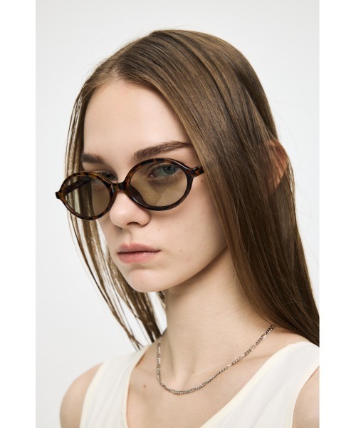 MOUSSY(マウジー)の「CLASSIC OVAL アイウェア(サングラス・レディース・ブラック/ブラウン系その他・FREE)」の19枚目の写真